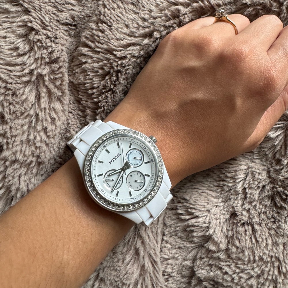 White Fossil watch